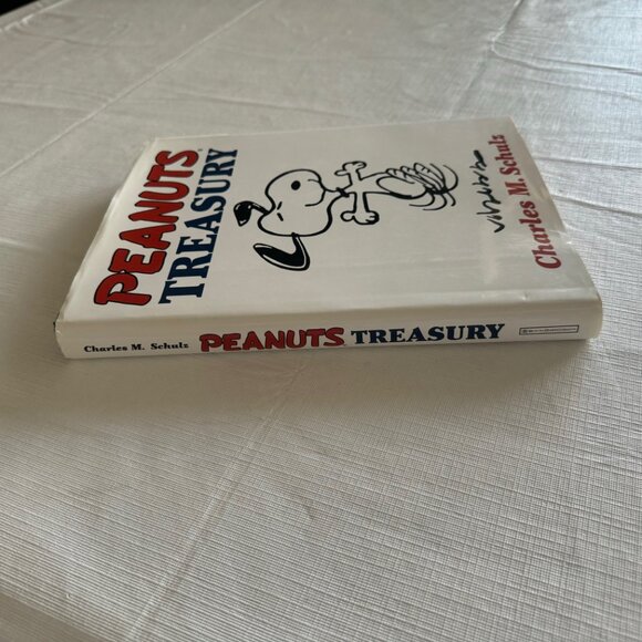 Peanuts Treasury Hardcover by Charles M. Schulz Coffee Table Book w/ Dust Cover - Picture 11 of 11